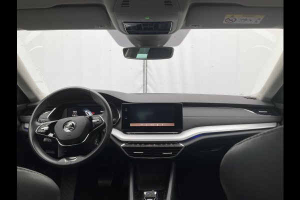 Škoda Octavia Combi 1.4 TSI iV PHEV Business Edition Plus Pano.dak Stoel/Stuurverw Sfeerverl Blue Beauty