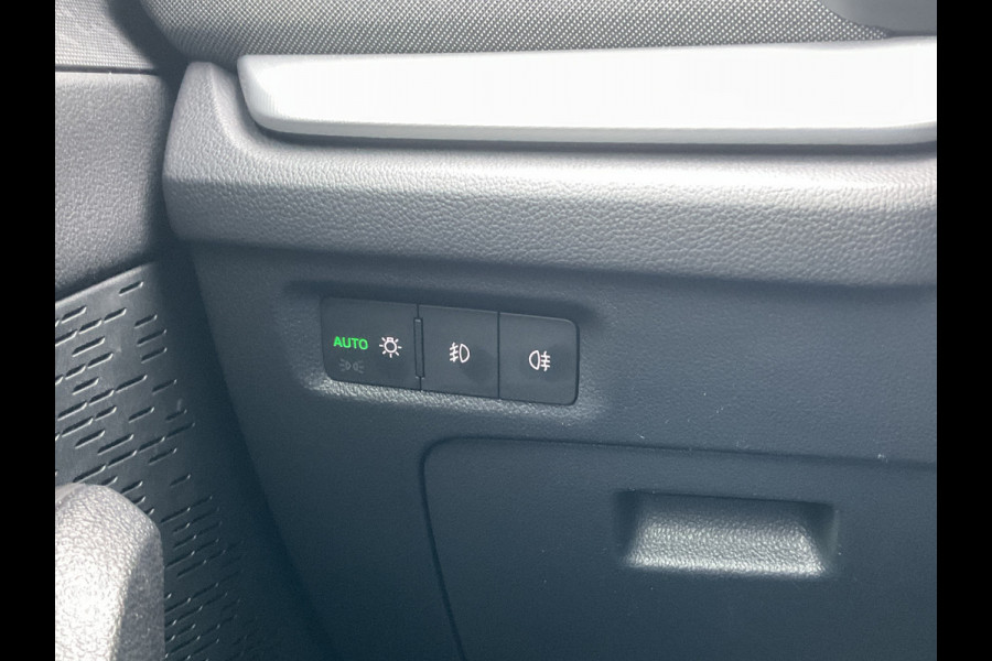 Škoda Octavia Combi 1.4 TSI iV PHEV Business Edition Plus Pano.dak Stoel/Stuurverw Sfeerverl Blue Beauty