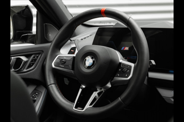 BMW 1-serie M135 xDrive - M-Sport Pro - Pano - Head-up - Memoryzetels - ACC - Harman Kardon