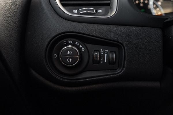 Jeep Renegade 1.0T 80th Anniversary Limited 120 PK Panoramadak Camera Leder Xenon Lane-Assist PDC 19''