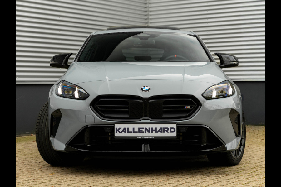 BMW 1-serie M135 xDrive - M-Sport Pro - Pano - Head-up - Memoryzetels - ACC - Harman Kardon