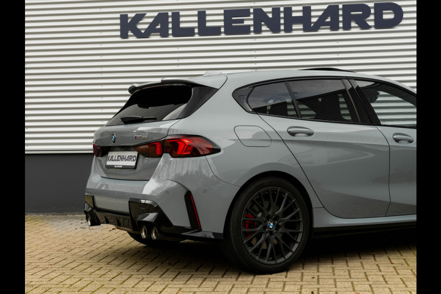 BMW 1-serie M135 xDrive - M-Sport Pro - Pano - Head-up - Memoryzetels - ACC - Harman Kardon