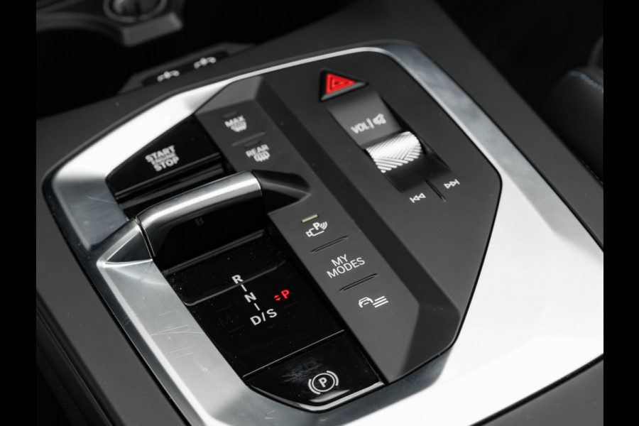 BMW 1-serie M135 xDrive - M-Sport Pro - Pano - Head-up - Memoryzetels - ACC - Harman Kardon