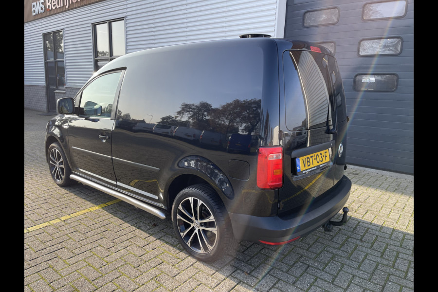 Volkswagen Caddy 2.0 TDI L1H1 BMT Economy Business / vaste prijs rijklaar € 9.950 ex btw / lease vanaf € 201 / airco / 17 Inch lichtmetalen velgen / sidebars / trekhaak / euro 6 !