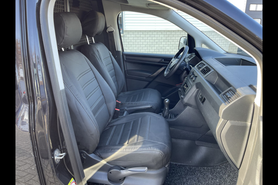 Volkswagen Caddy 2.0 TDI L1H1 BMT Economy Business / vaste prijs rijklaar € 9.950 ex btw / lease vanaf € 201 / airco / 17 Inch lichtmetalen velgen / sidebars / trekhaak / euro 6 !