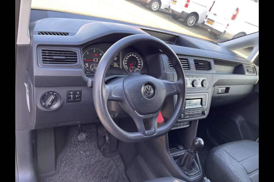 Volkswagen Caddy 2.0 TDI L1H1 BMT Economy Business / vaste prijs rijklaar € 9.950 ex btw / lease vanaf € 201 / airco / 17 Inch lichtmetalen velgen / sidebars / trekhaak / euro 6 !