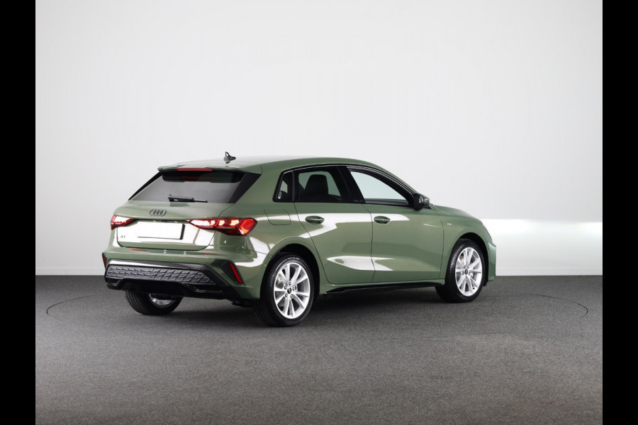 Audi A3 Sportback 40 TFSI e S edition 204pk | Verlengde garantie | Parkeercamera | Adaptieve cruise controle | Optiek pakket zwart Plus | Extra getint glas