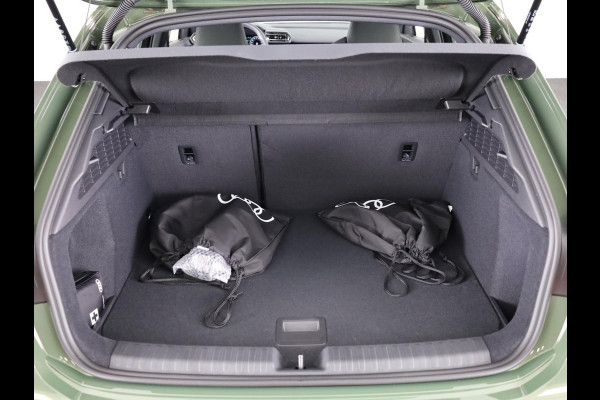 Audi A3 Sportback 40 TFSI e S edition 204pk | Verlengde garantie | Parkeercamera | Adaptieve cruise controle | Optiek pakket zwart Plus | Extra getint glas