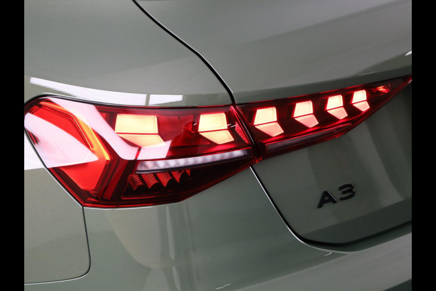 Audi A3 Sportback 40 TFSI e S edition 204pk | Verlengde garantie | Parkeercamera | Adaptieve cruise controle | Optiek pakket zwart Plus | Extra getint glas