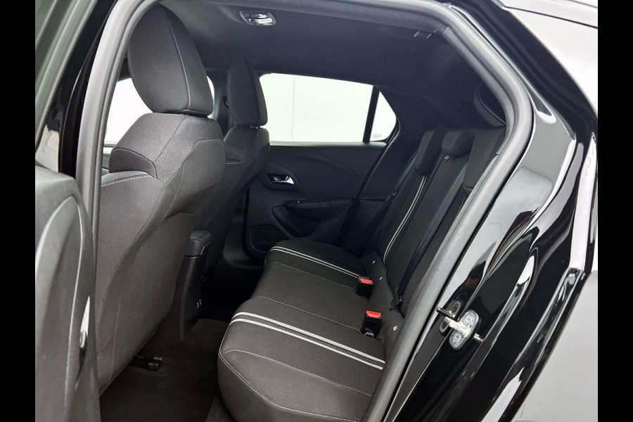 Opel Corsa 1.2 Turbo 136pk Hybrid GS Auto. Navigatie Apple Carplay/ Android Auto Camera Parkeersensoren Cruise Control Stoel- en stuurverwarming Airco Lichtmetalen velgen Getinte ramen