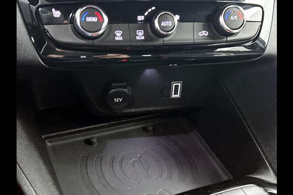 Opel Corsa 1.2 Turbo 136pk Hybrid GS Auto. Navigatie Apple Carplay/ Android Auto Camera Parkeersensoren Cruise Control Stoel- en stuurverwarming Airco Lichtmetalen velgen Getinte ramen