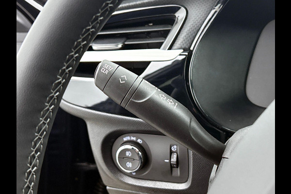 Opel Corsa 1.2 Turbo 136pk Hybrid GS Auto. Navigatie Apple Carplay/ Android Auto Camera Parkeersensoren Cruise Control Stoel- en stuurverwarming Airco Lichtmetalen velgen Getinte ramen