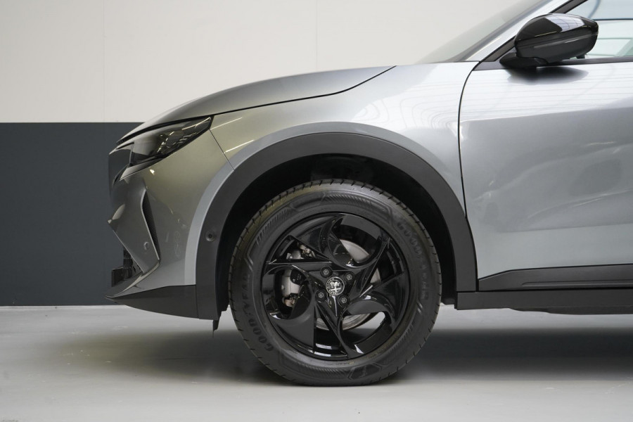 Alfa Romeo junior 1.2 Turbo Hybrid Ibrida Speciale | Pack Techno | Adaptive | Navigatie | Achteruitrijcamera