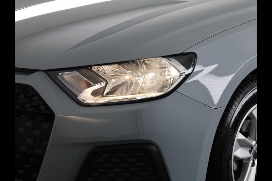 Audi A1 Sportback 25 TFSI Pro Line 95 pk | Navigatie via App | Parkeersensoren achter | Cruise control |