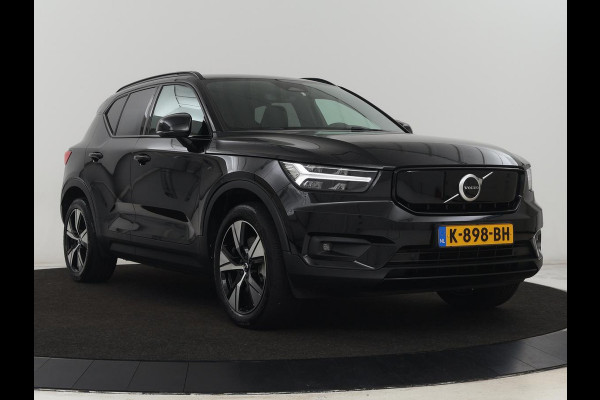 Volvo XC40 Recharge P8 AWD R Design | Trekhaak | Stoel & stuurverwarming | Camera | Carplay | Leder/Alcantara | Adaptive cruise | Keyless | Full LED | 19'' lichtmetalen velgen