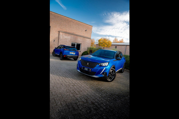 Peugeot 2008 1.2 PureTech GT-line 131 PK Aut. Camera Sfeerverl. Half/Leer i-Cockpit LED 17''