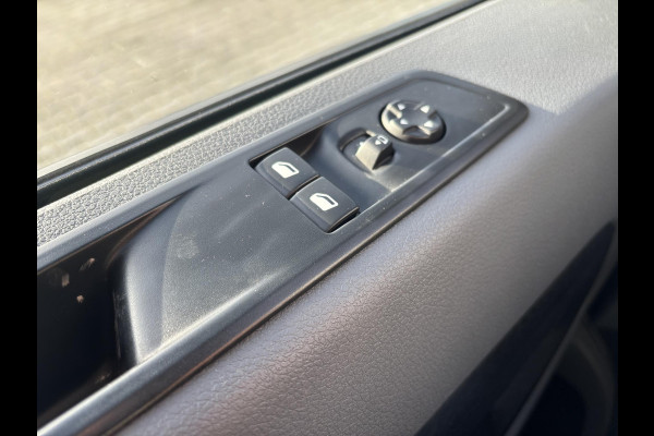 Peugeot Expert 2.0 BlueHDI 145 Standard*ECC*NAVI*ACC*CAM*CARPLAY*