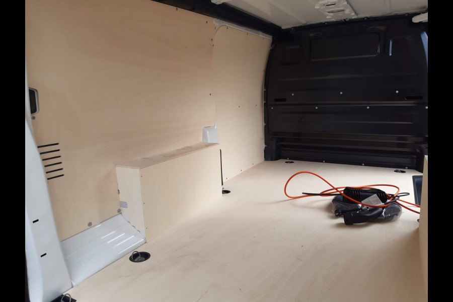 Peugeot e-Expert / Citroen e-Jumpy Club XL L3 50 kWh Airco Parkeersensors 3-Persoons