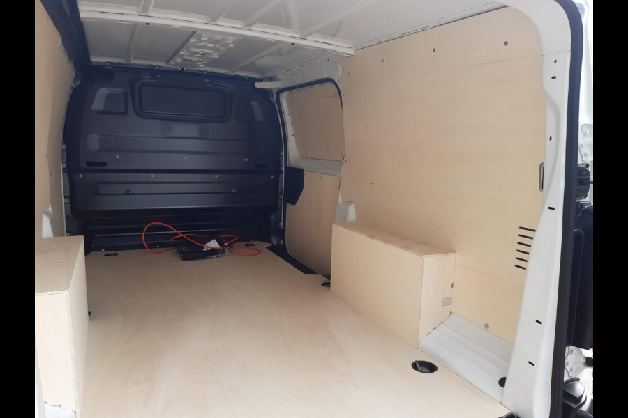 Peugeot e-Expert / Citroen e-Jumpy Club XL L3 50 kWh Airco Parkeersensors 3-Persoons