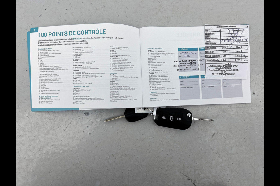 Peugeot 2008 1.2 PureTech 130p Automaat Allure Pack Climate Control Cruise control Parkeersensoren LED Navigatie Apple Carplay/ Android Auto