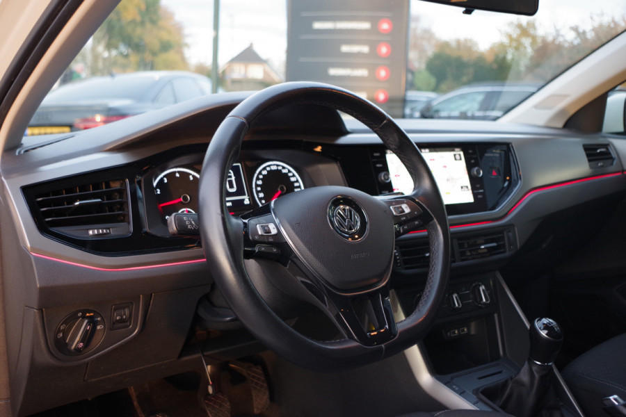 Volkswagen Polo 1.0 TSI 95 PK Comfortline, Adap. Cruise Control, Navigatie, Carplay