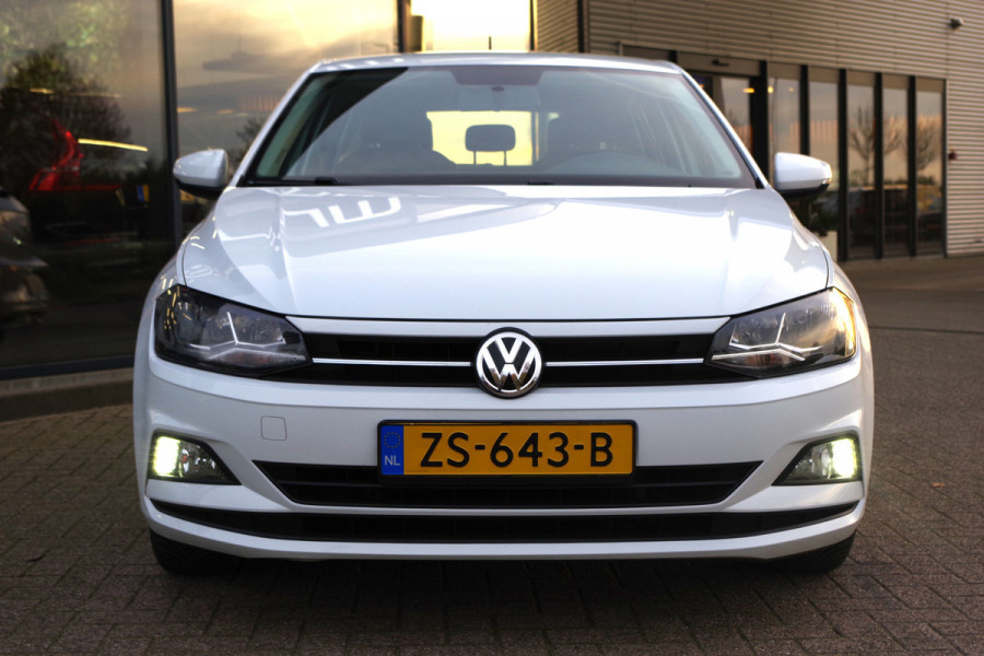 Volkswagen Polo 1.0 TSI 95 PK Comfortline, Adap. Cruise Control, Navigatie, Carplay