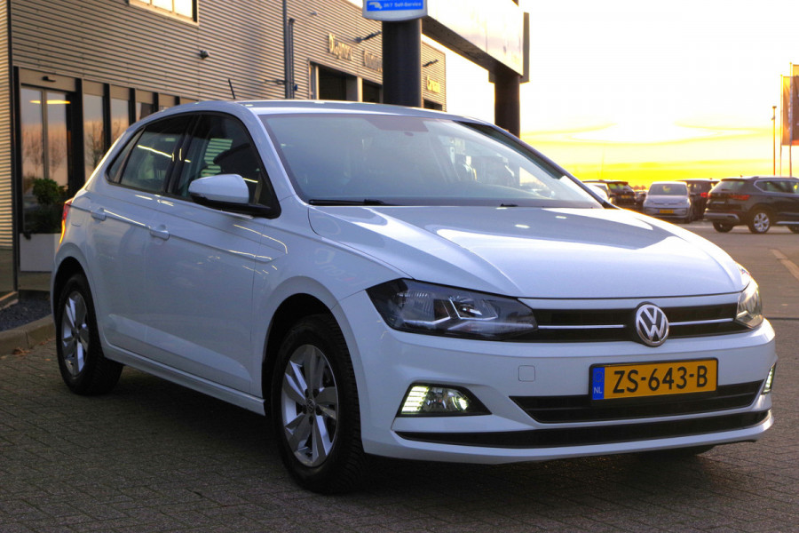 Volkswagen Polo 1.0 TSI 95 PK Comfortline, Adap. Cruise Control, Navigatie, Carplay
