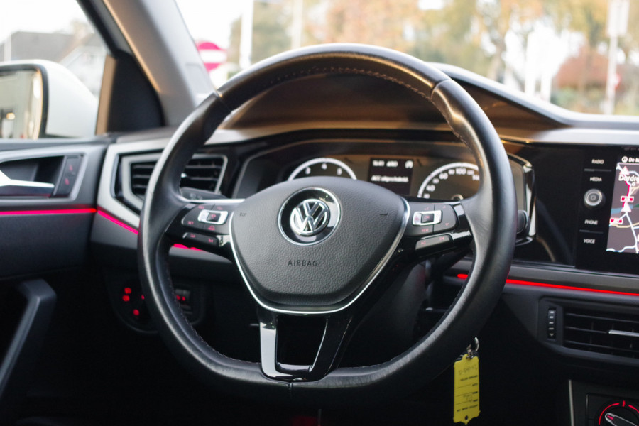 Volkswagen Polo 1.0 TSI 95 PK Comfortline, Adap. Cruise Control, Navigatie, Carplay