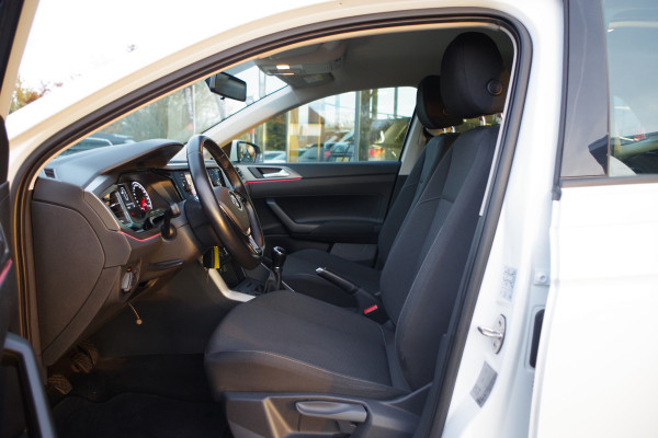 Volkswagen Polo 1.0 TSI 95 PK Comfortline, Adap. Cruise Control, Navigatie, Carplay