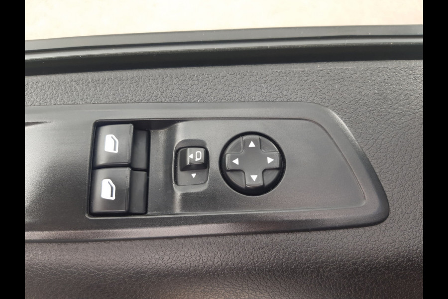 Opel Vivaro-e /Citroen E-Jumpy Space Tourer XL L3 75kWh Rolstoelauto / Rolstoelbus 7-Persoons met Bodemverlaging