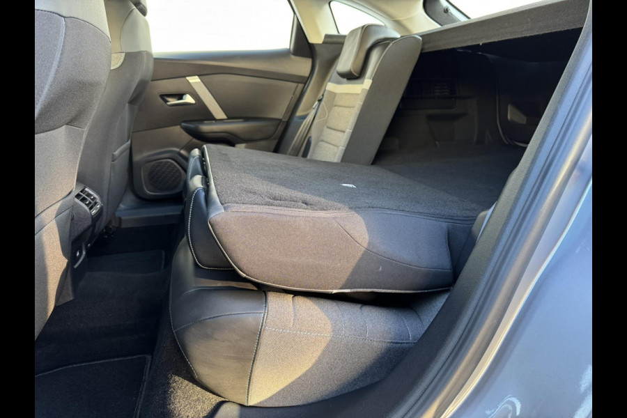 Citroën C4 1.2 Puretech Business Plus Automaat Climate control Cruise control Full LED Parkeercamera Navigatie Apple / Android