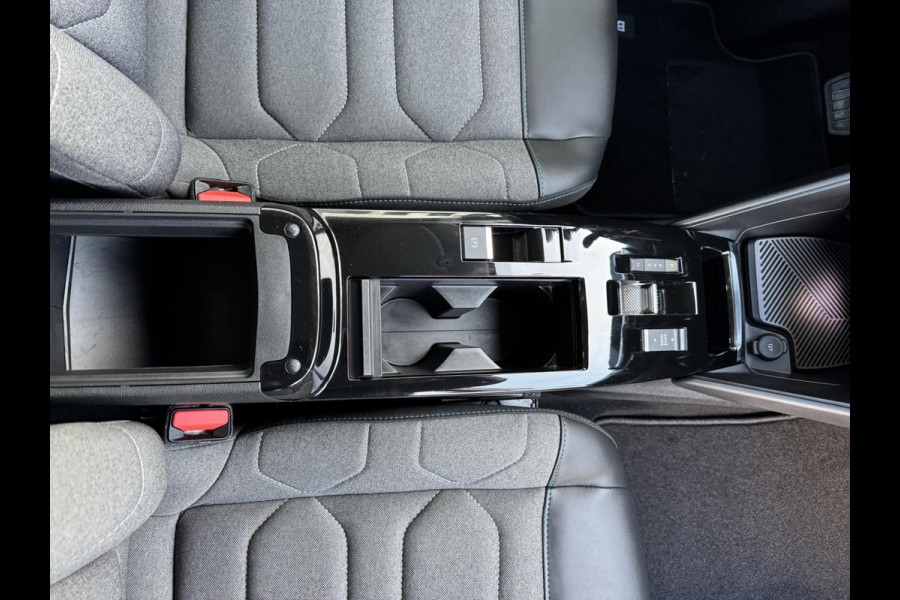 Citroën C4 1.2 Puretech Business Plus Automaat Climate control Cruise control Full LED Parkeercamera Navigatie Apple / Android