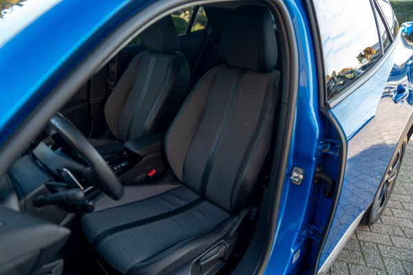 Peugeot 2008 1.2 PureTech Allure Pack 131 PK Aut. Adaptive Cruise Camera LED PDC 17''