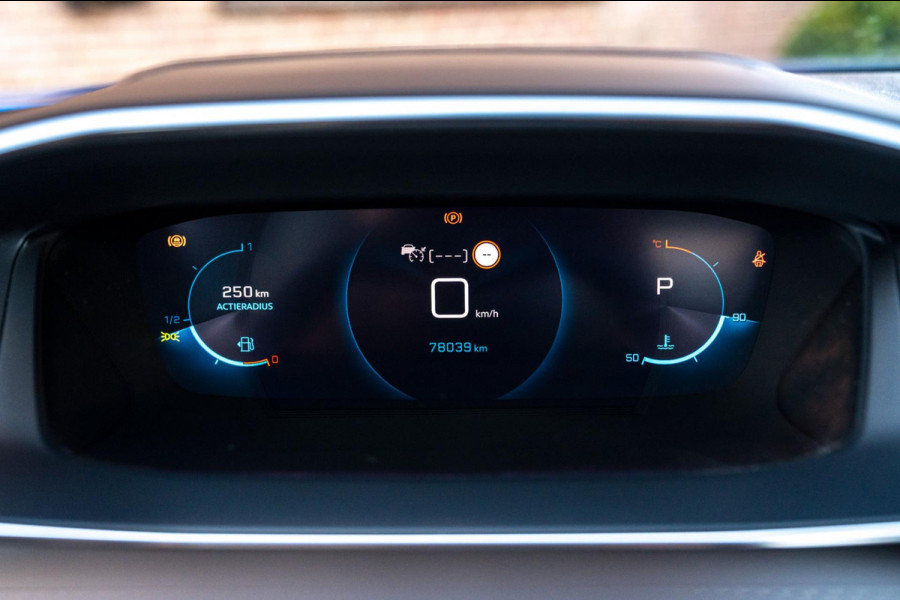 Peugeot 2008 1.2 PureTech Allure Pack 131 PK Aut. Adaptive Cruise Camera LED PDC 17''