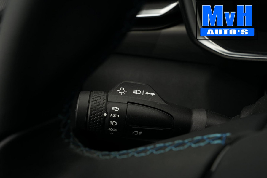 Lynk & Co 01 1.5 Plug-in Hybride|FULL BLACK XL|CAMERA|PANO|NAP