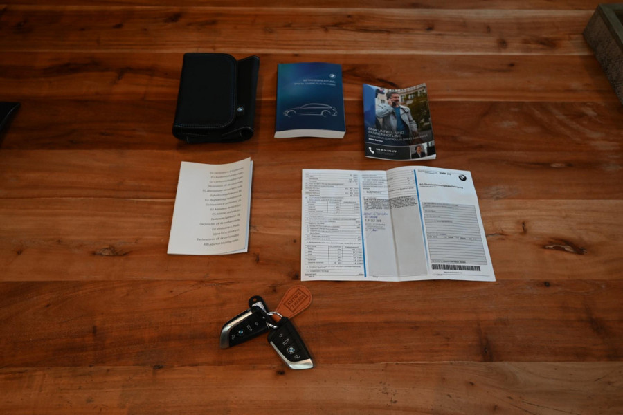 BMW 3 Serie Touring 320e MY 2023 204 PK 1e Eig Dealer o.h Carplay LED Head-Up 19'