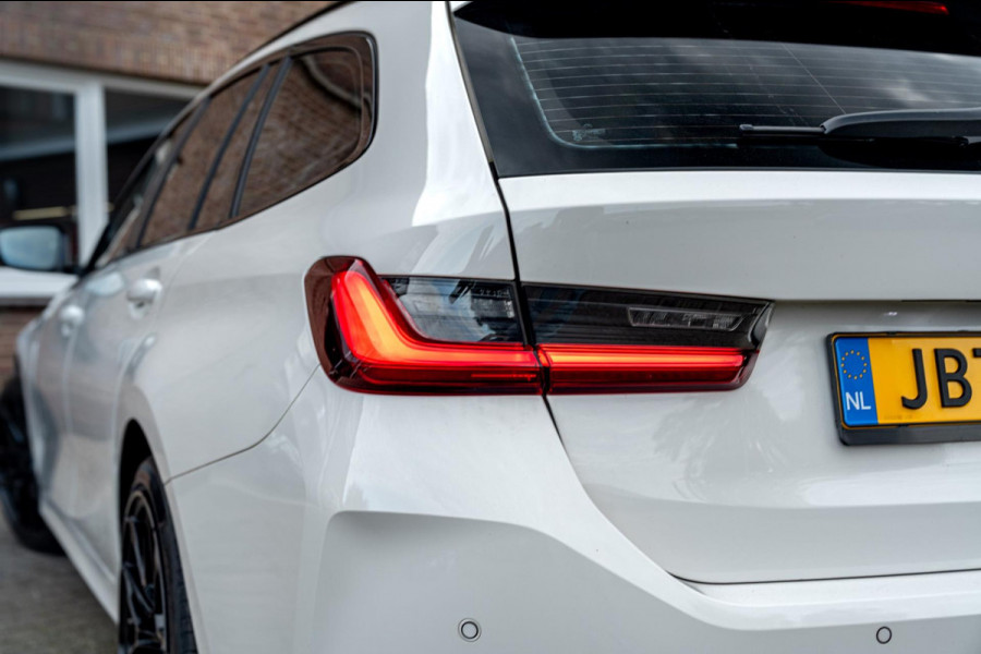 BMW 3 Serie Touring 320e MY 2023 204 PK 1e Eig Dealer o.h Carplay LED Head-Up 19'