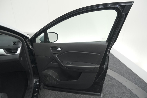 Renault Captur TCe 90 Business Zen | Parkeersensoren | Stoelverwarming | Navigatie | Apple Carplay