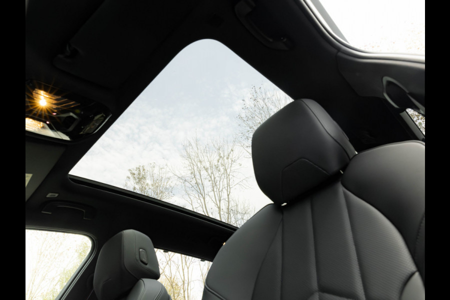 BMW i5 Touring eDrive40 M-Sport Pro - Onderstel Prof - Pano - Driving Ass Prof - Harman Kardon