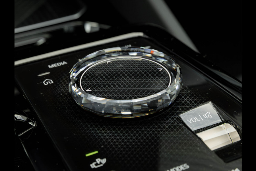 BMW i5 Touring eDrive40 M-Sport Pro - Onderstel Prof - Pano - Driving Ass Prof - Harman Kardon