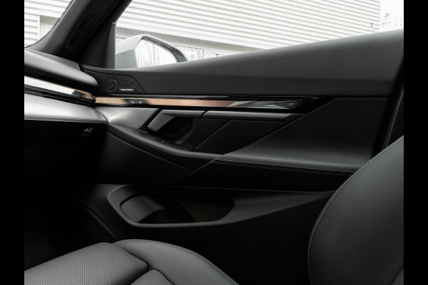 BMW i5 Touring eDrive40 M-Sport Pro - Onderstel Prof - Pano - Driving Ass Prof - Harman Kardon