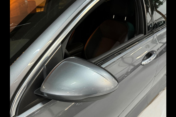 Opel Insignia Sports Tourer 1.5 Turbo Business Executive OPC Line NAP Garantie Trekhaak Camera StuurVW PDC Cruise Navi Rijklaar