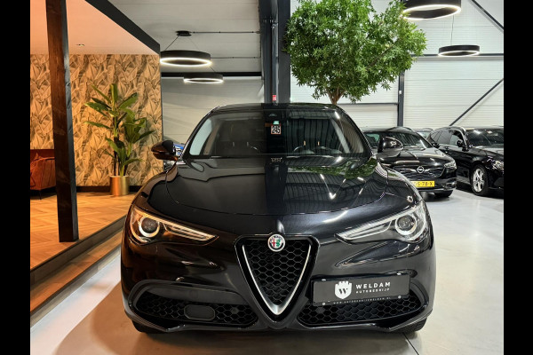 Alfa Romeo Stelvio 2.0 T AWD Super Garantie 280 PK Memory StuurVW StoelVW Elek Achterklep Leder PDC Led Cruise Clima Navi Rijklaar