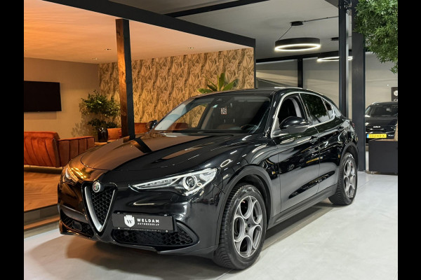 Alfa Romeo Stelvio 2.0 T AWD Super Garantie 280 PK Memory StuurVW StoelVW Elek Achterklep Leder PDC Led Cruise Clima Navi Rijklaar