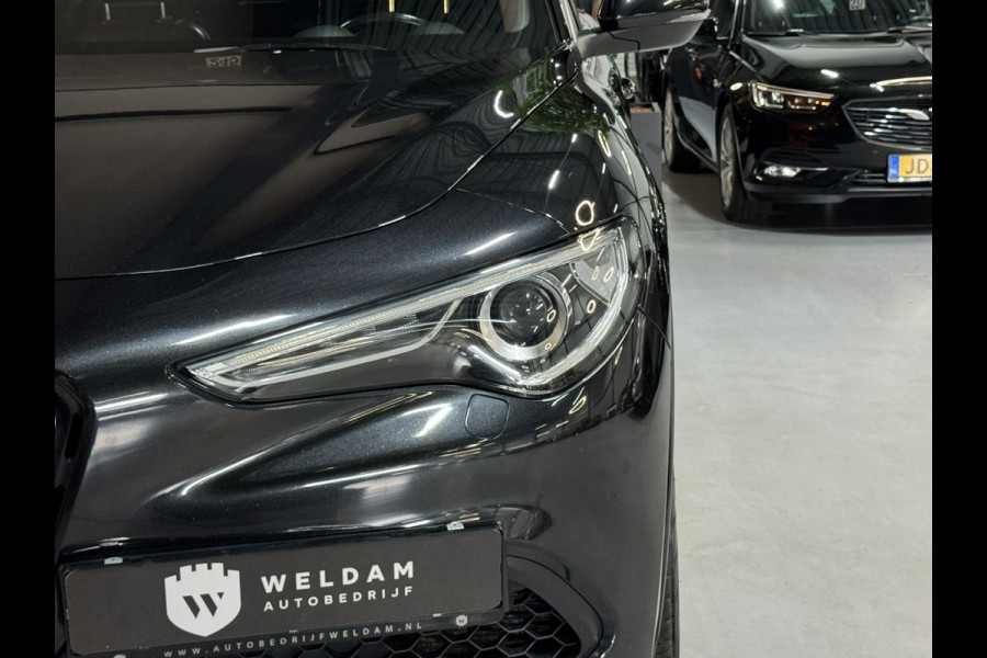 Alfa Romeo Stelvio 2.0 T AWD Super Garantie 280 PK Memory StuurVW StoelVW Elek Achterklep Leder PDC Led Cruise Clima Navi Rijklaar
