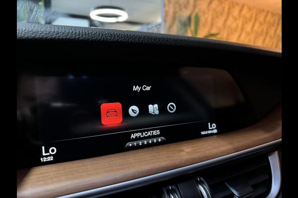 Alfa Romeo Stelvio 2.0 T AWD Super Garantie 280 PK Memory StuurVW StoelVW Elek Achterklep Leder PDC Led Cruise Clima Navi Rijklaar