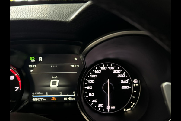 Alfa Romeo Stelvio 2.0 T AWD Super Garantie 280 PK Memory StuurVW StoelVW Elek Achterklep Leder PDC Led Cruise Clima Navi Rijklaar