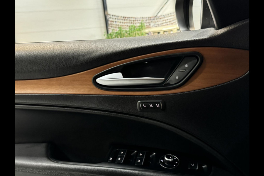 Alfa Romeo Stelvio 2.0 T AWD Super Garantie 280 PK Memory StuurVW StoelVW Elek Achterklep Leder PDC Led Cruise Clima Navi Rijklaar