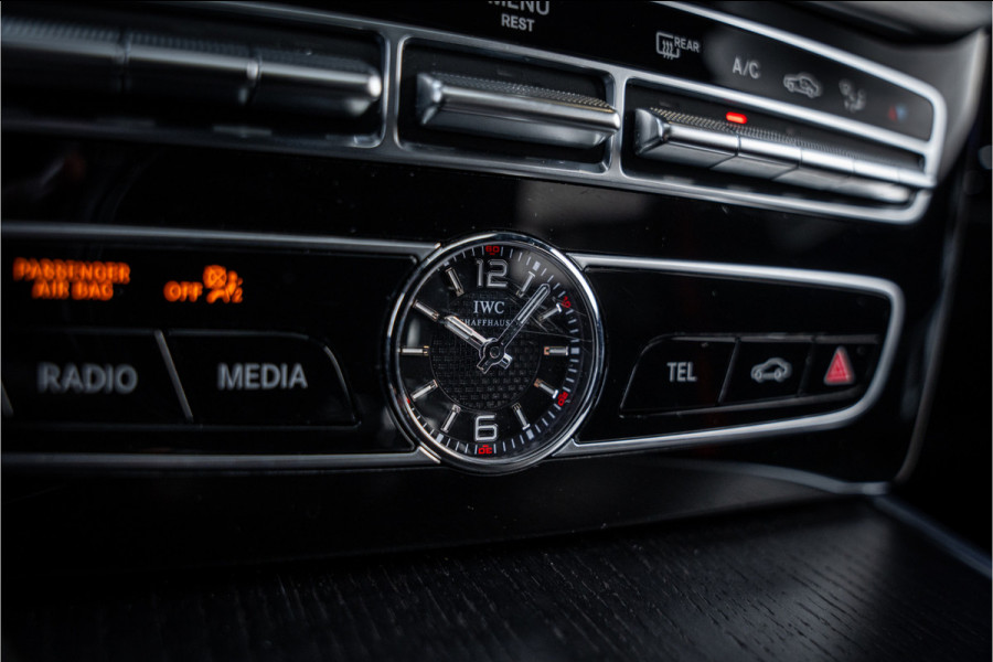 Mercedes-Benz G-Klasse G63 - Manufaktur | Nappaleder | Panorama | Burmester | Stoelkoeling & Massage