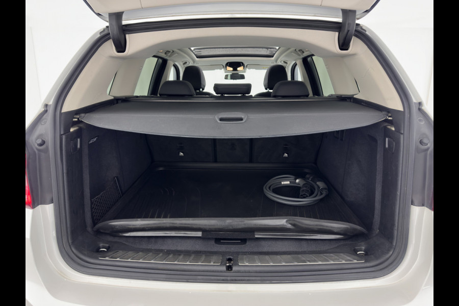 BMW iX3 Executive 80 kWh [ 3-Fase ] { SOH-96% } (INCL.BTW) Aut. *PANO | FULL-LEATHER | ADAPTIVE-CRUISE | FULL-LED | BLIND-SPOT | MEMORY-PACK | DIGI-COCKPIT | HEATED-COMFORTSEATS | CAMERA | DAB+ | NAVI-FULLMAP | 19''ALU*